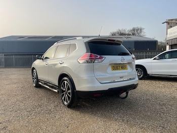 Used Nissan X-Trail 2017 for sale - 78236584: Photo