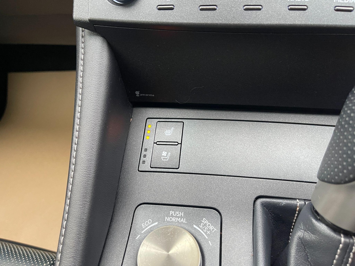 Used Lexus RC 2016 for sale - 76996260: Photo 17