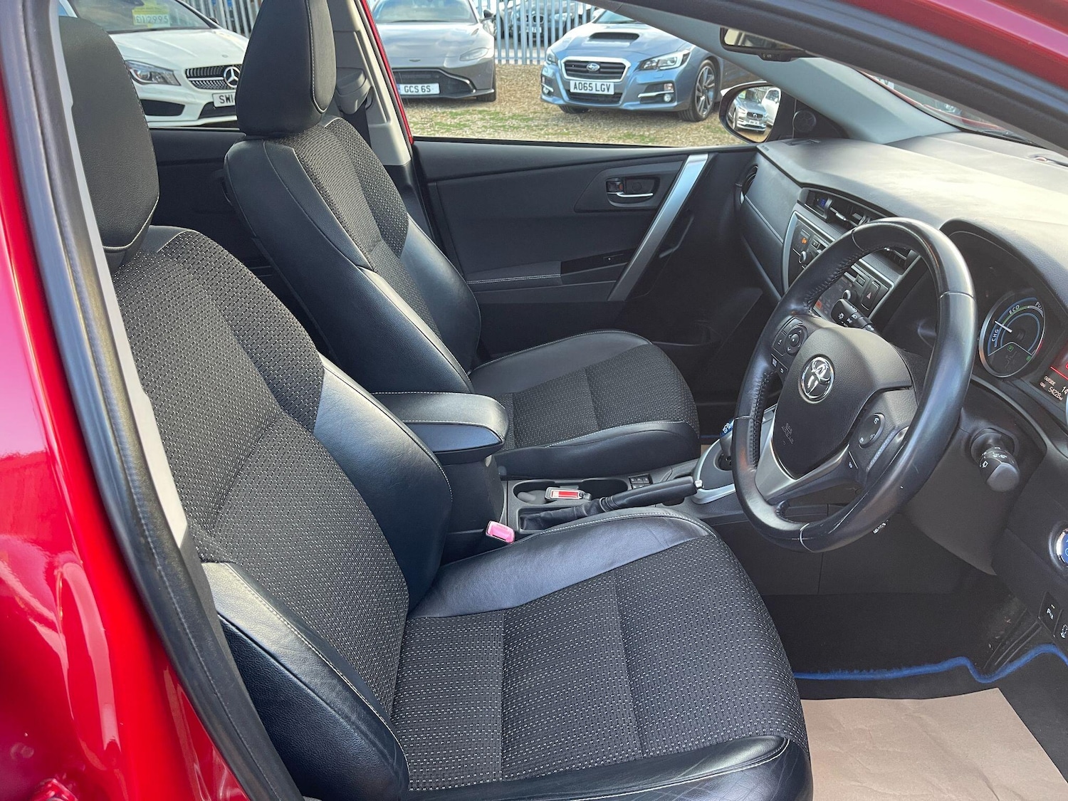 Used Toyota Auris 2014 for sale - 76549689: Photo 7