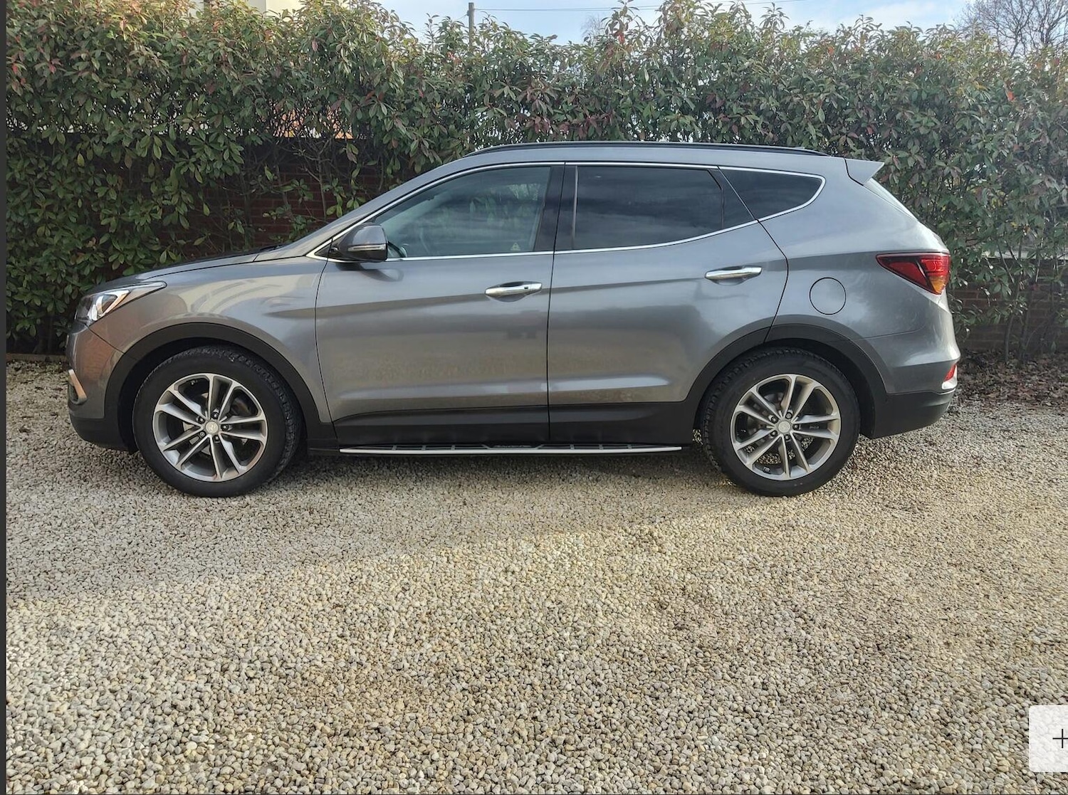 Used Hyundai Santa Fe 2016 for sale - 77599070: Photo 2