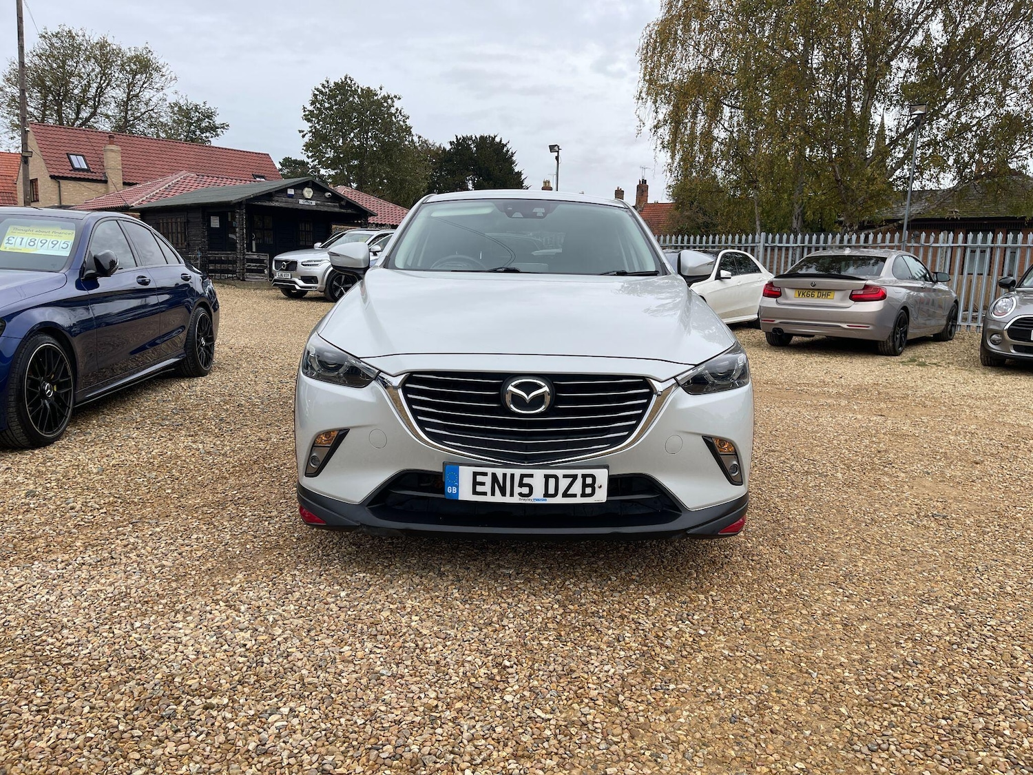 Used Mazda CX-3 2015 for sale - 76409530: Photo 2