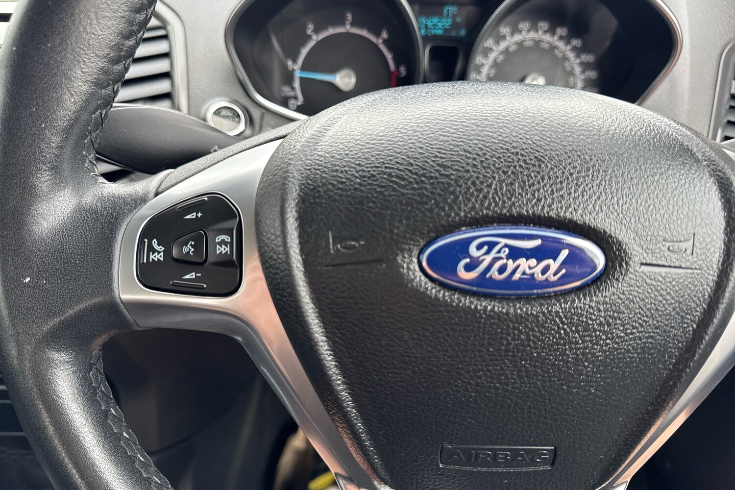 Used Ford Ecosport 2017 for sale - 76130684: Photo 15