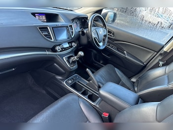 Used Honda CR-V 2016 for sale - 76241617: Photo