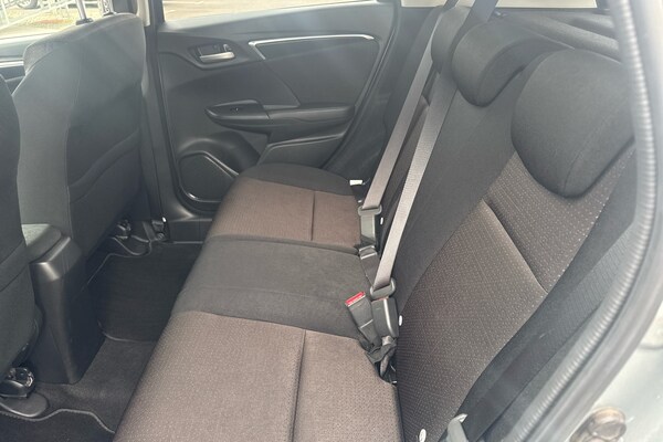 Used Honda Jazz 2017 for sale - 75715405: Photo 8