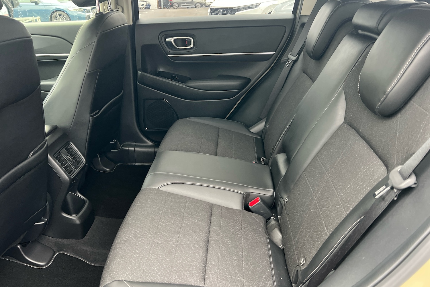 Used Honda HR-V 2023 for sale - 76501581: Photo 8