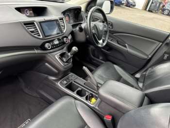 Used Honda CR-V 2017 for sale - 74615590: Photo