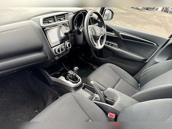 Used Honda Jazz 2020 for sale - 76384415: Photo