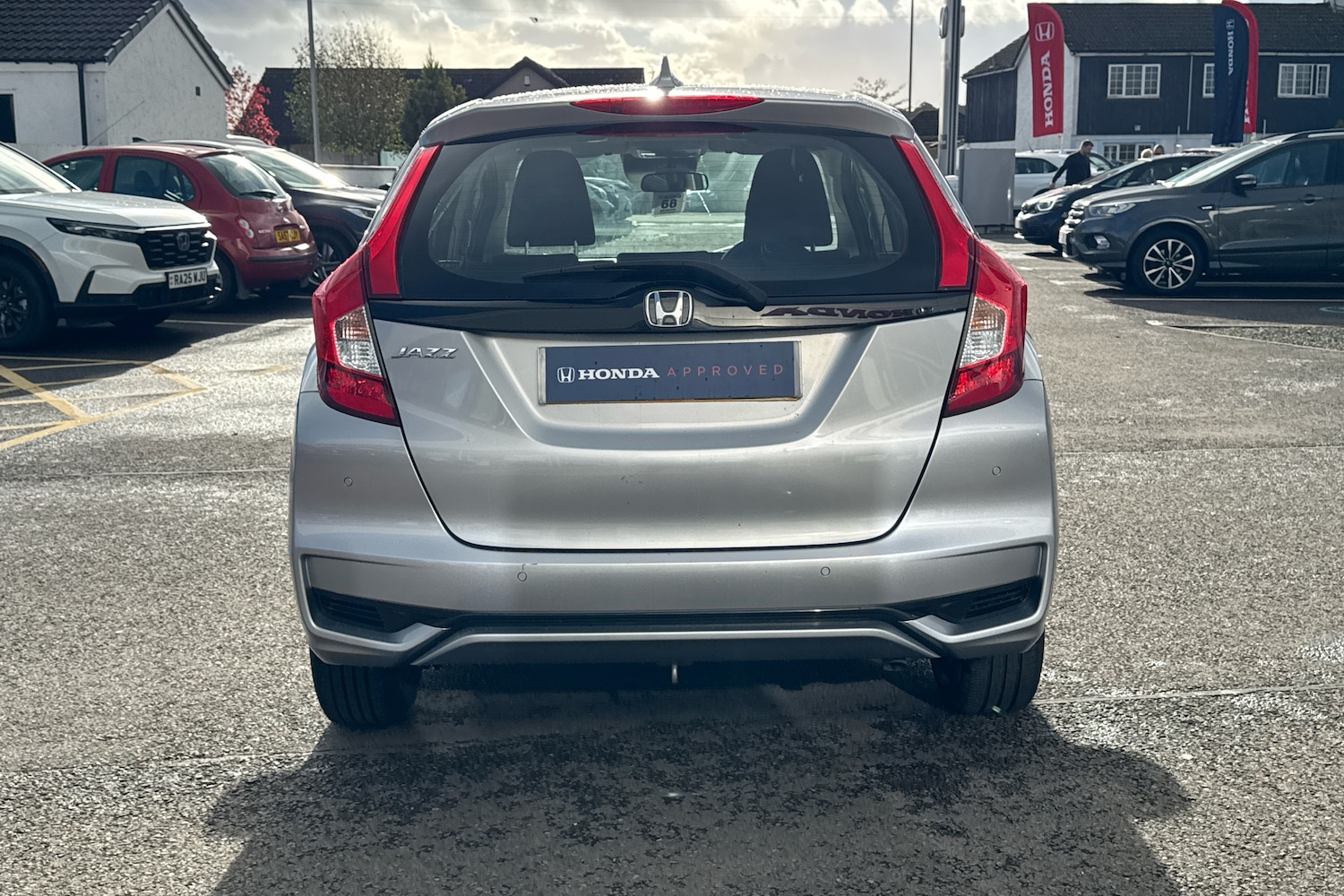 Used Honda Jazz 2020 for sale - 76384415: Photo 6
