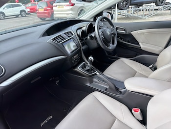 Used Honda Civic 2017 for sale - 78179809: Photo