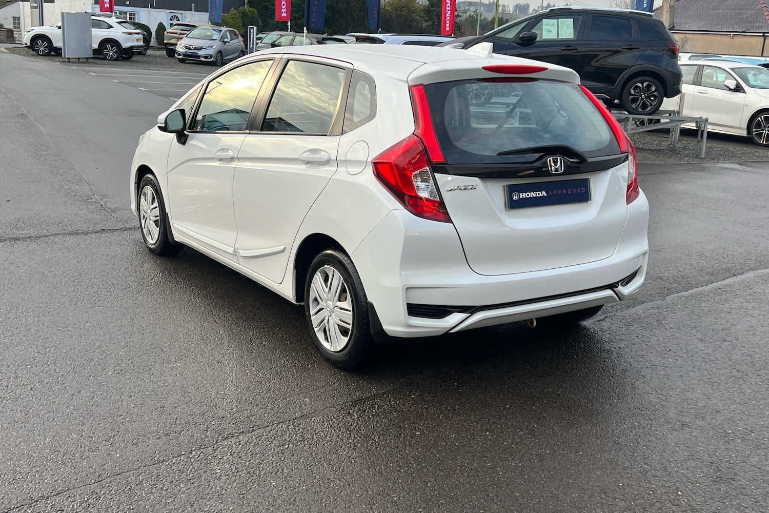Used Honda Jazz 2019 for sale - 76575283: Photo 3