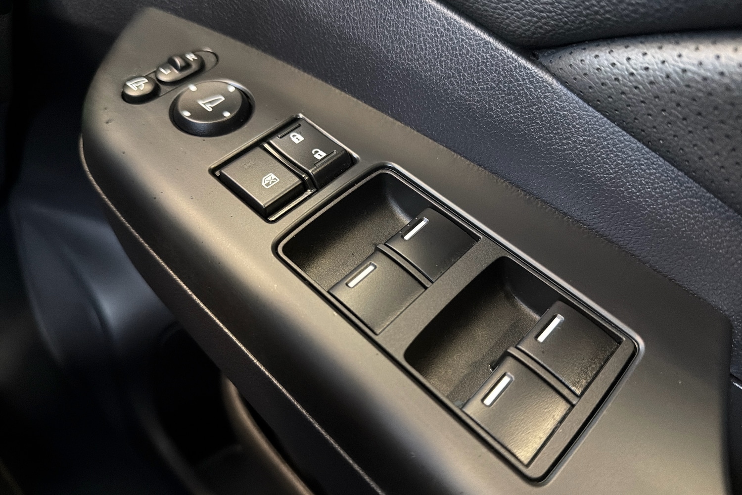 Used Honda CR-V 2018 for sale - 77079147: Photo 14