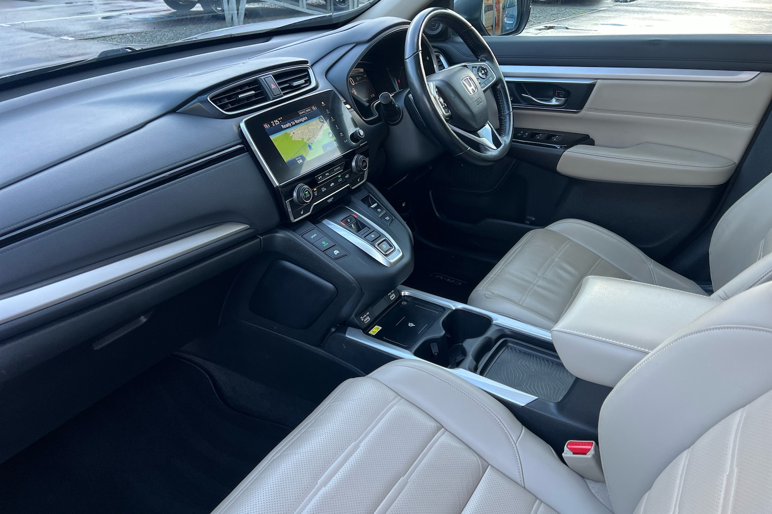 Used Honda CR-V 2021 for sale - 76587020: Photo 2