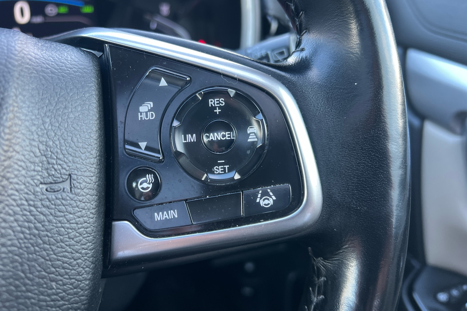 Used Honda CR-V 2021 for sale - 76587020: Photo 24