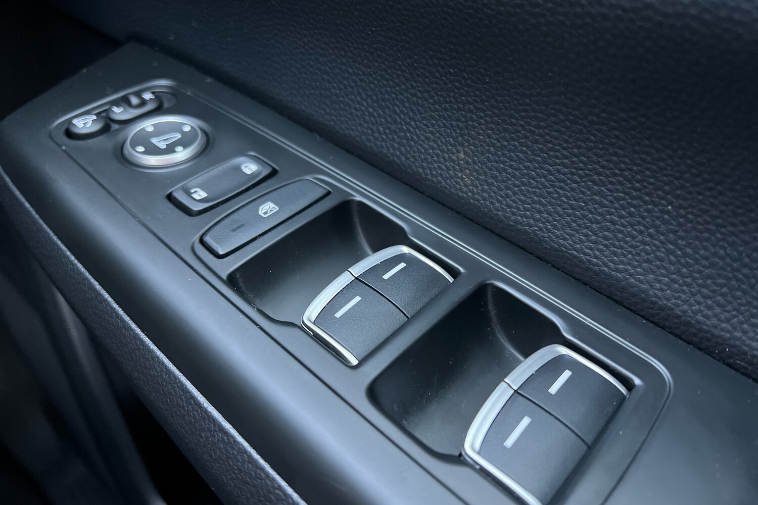 Used Honda CR-V 2025 for sale - 76630288: Photo 16