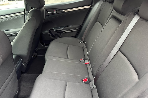 Used Honda Civic 2021 for sale - 76130646: Photo 8