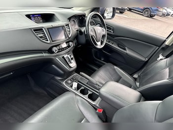Used Honda CR-V 2017 for sale - 75595545: Photo