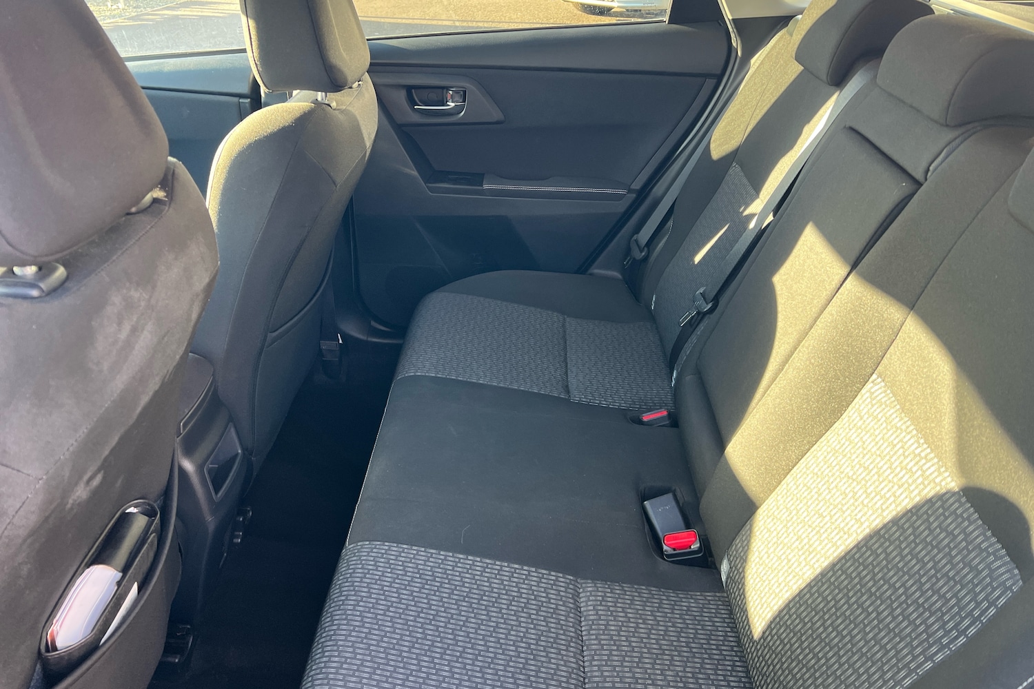 Used Toyota Auris 2014 for sale - 76586794: Photo 8