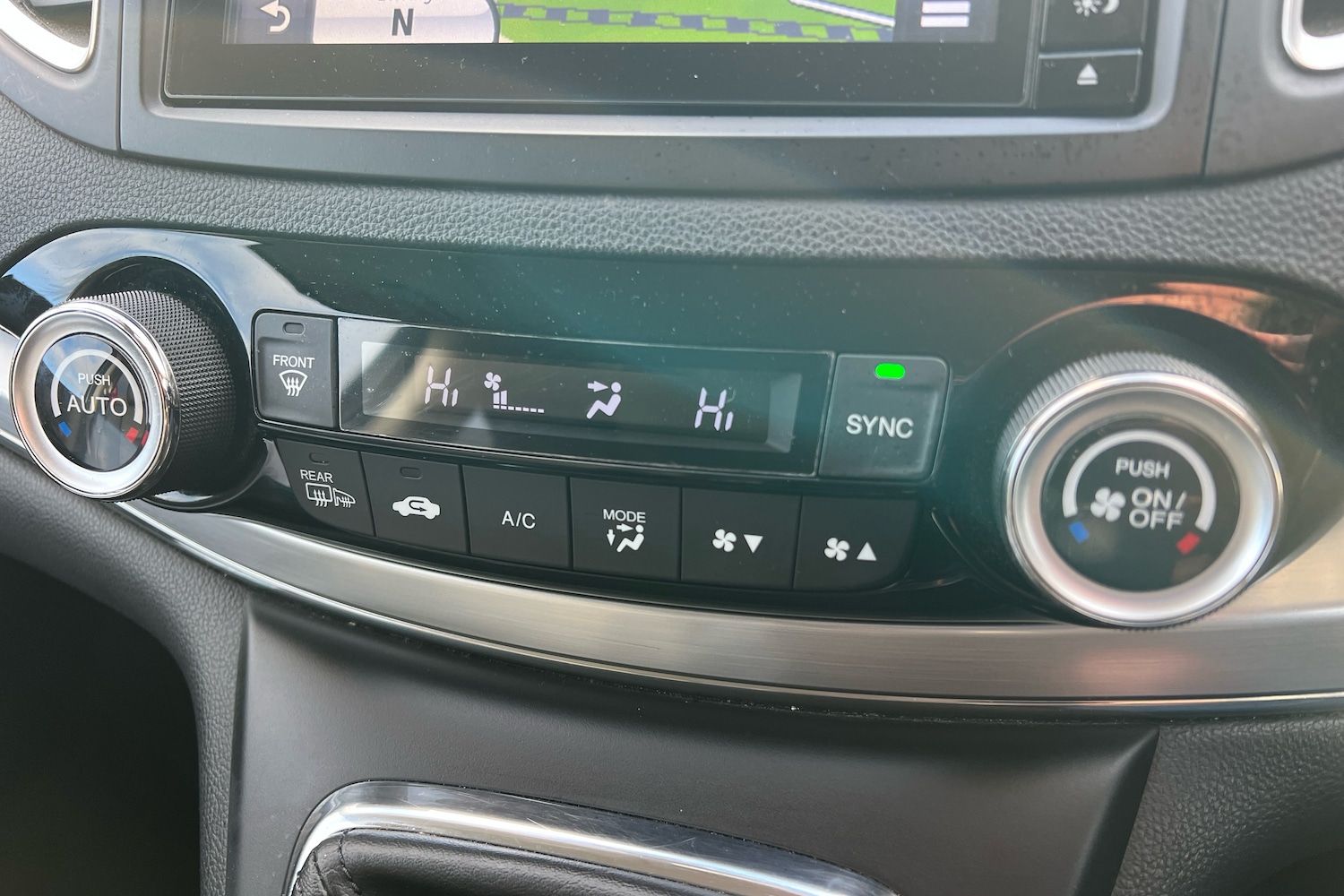 Used Honda CR-V 2015 for sale - 76660921: Photo 25