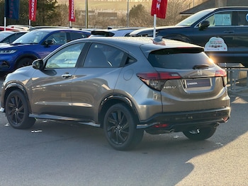 Used Honda HR-V 2019 for sale - 77732380: Photo
