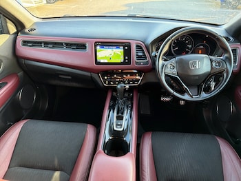 Used Honda HR-V 2019 for sale - 77732380: Photo