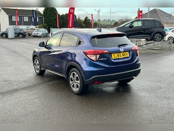 Used Honda HR-V 2016 for sale - 76788118: Photo