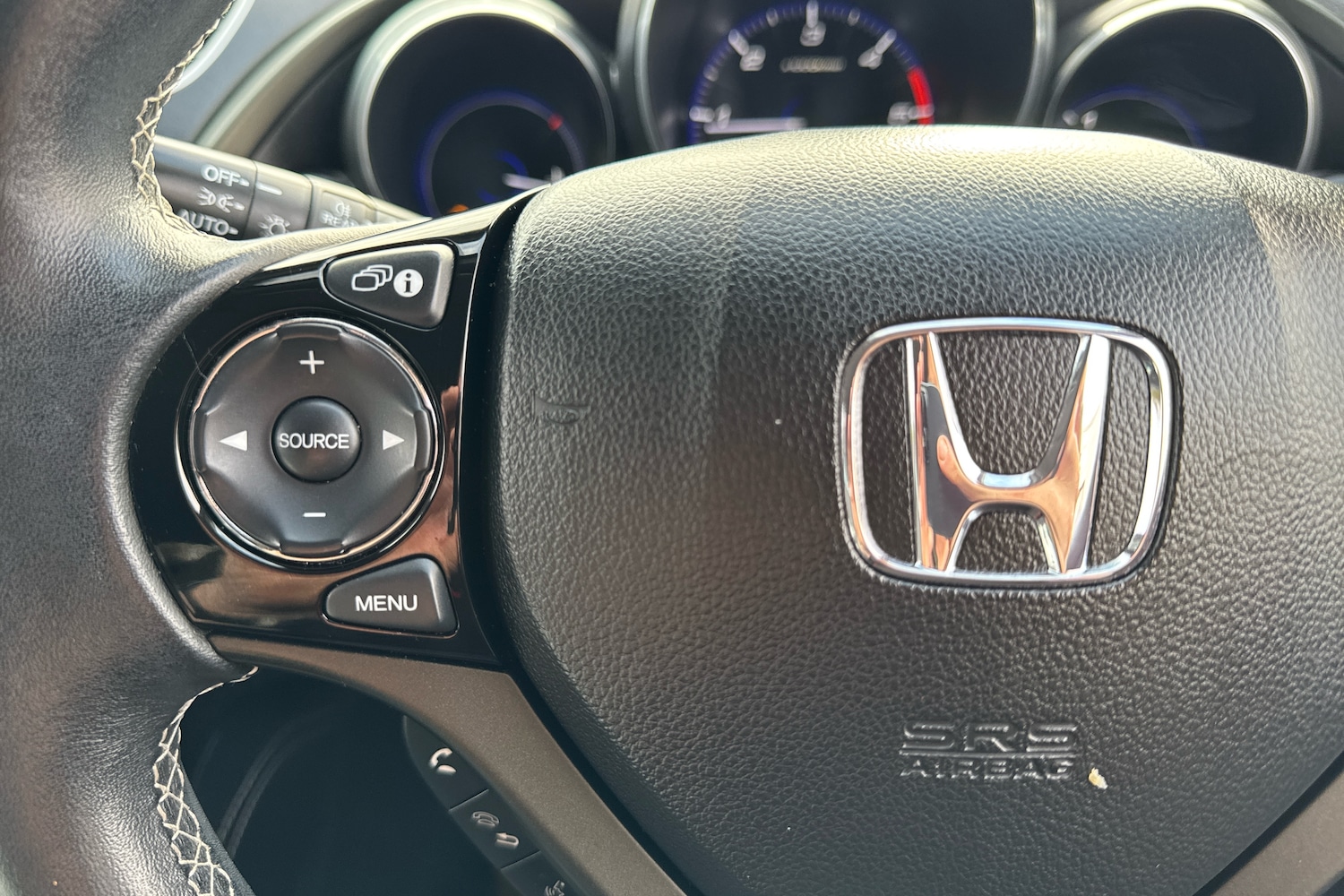 Used Honda Civic 2016 for sale - 76507601: Photo 16