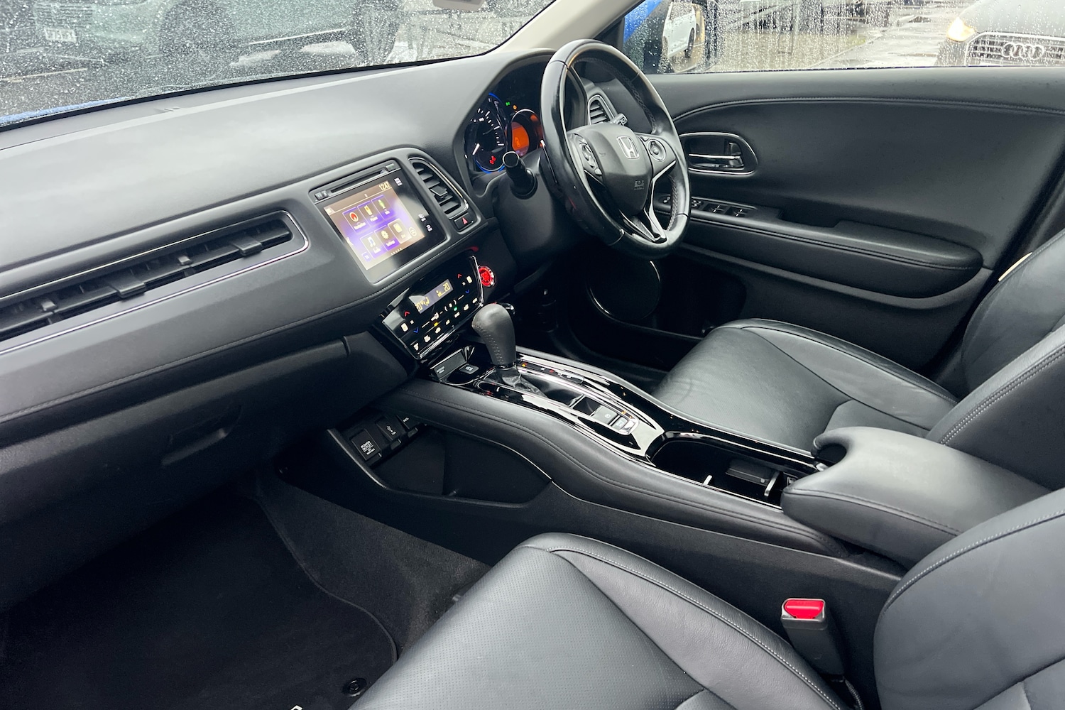 Used Honda HR-V 2019 for sale - 76861826: Photo 2