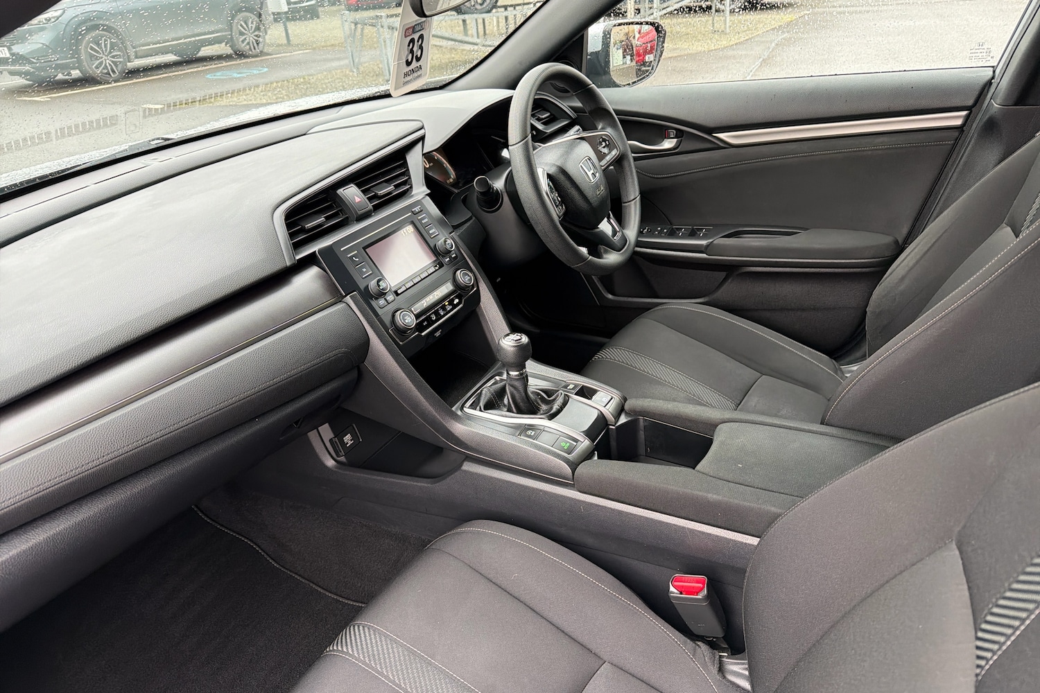 Used Honda Civic 2019 for sale - 77406352: Photo 2