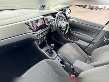 Used Volkswagen Polo 2019 for sale - 75526700: Photo