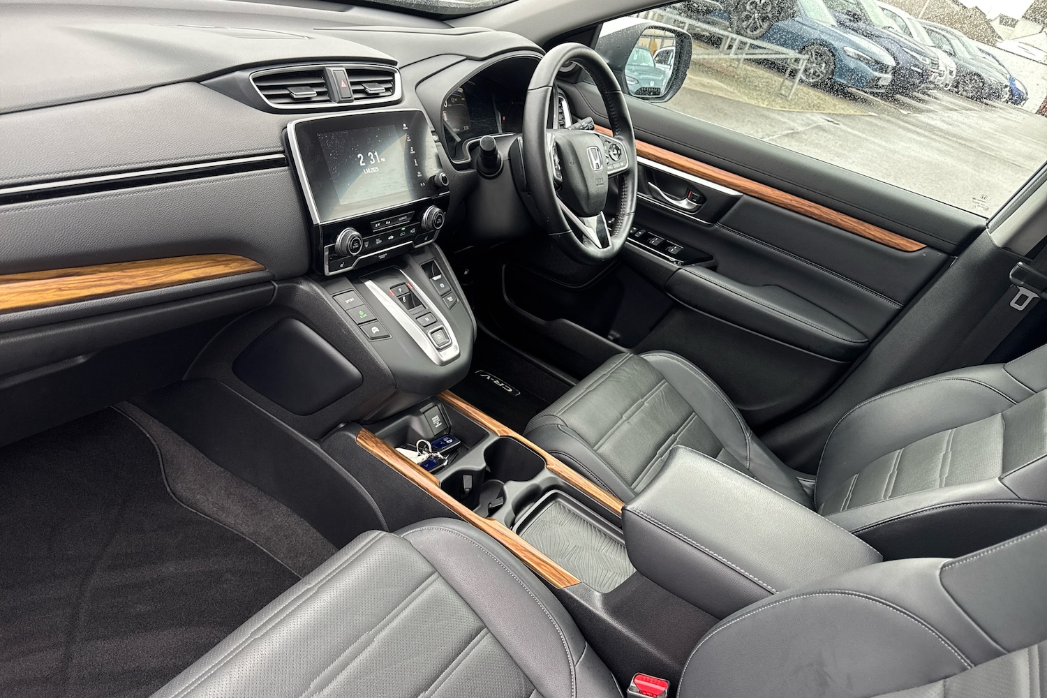 Used Honda CR-V 2019 for sale - 76086735: Photo 2