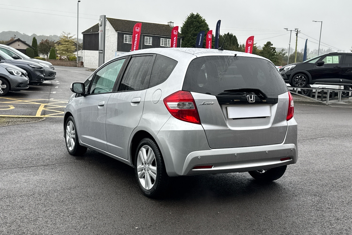 Used Honda Jazz 2014 for sale - 76261600: Photo 3