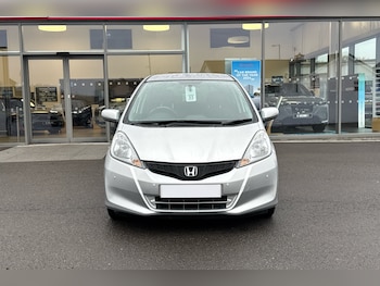 Used Honda Jazz 2014 for sale - 76261600: Photo 4