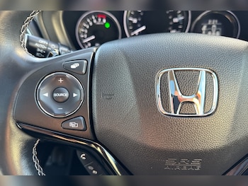 Used Honda HR-V 2020 for sale - 76312161: Photo