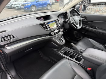 Used Honda CR-V 2017 for sale - 78984239: Photo