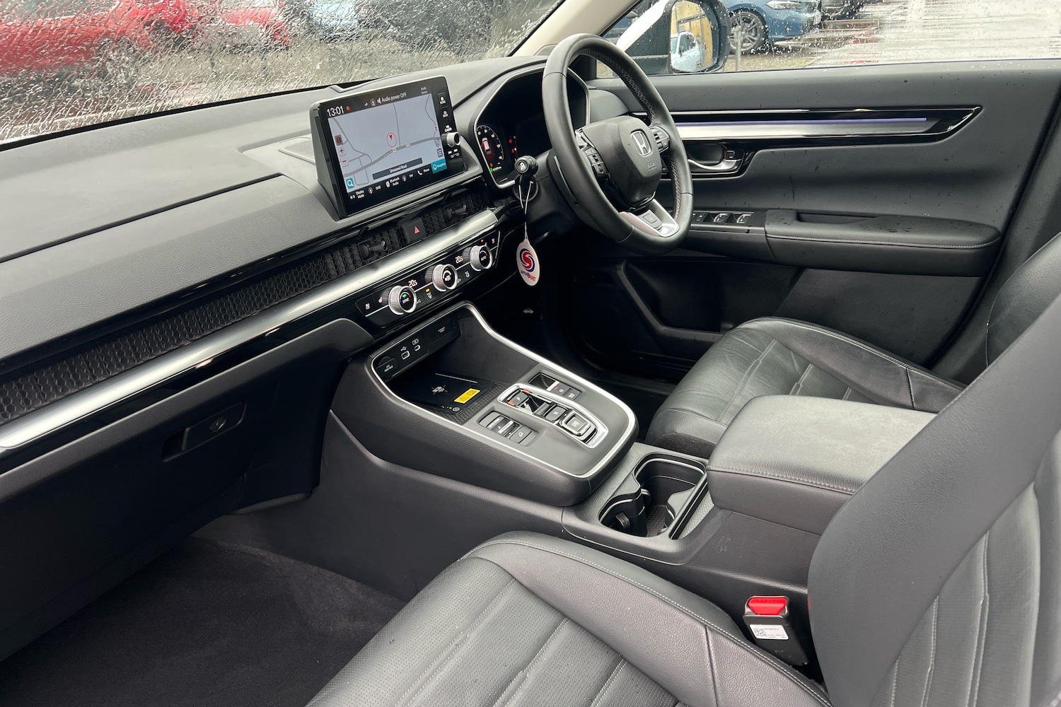 Used Honda CR-V 2024 for sale - 76817873: Photo 2