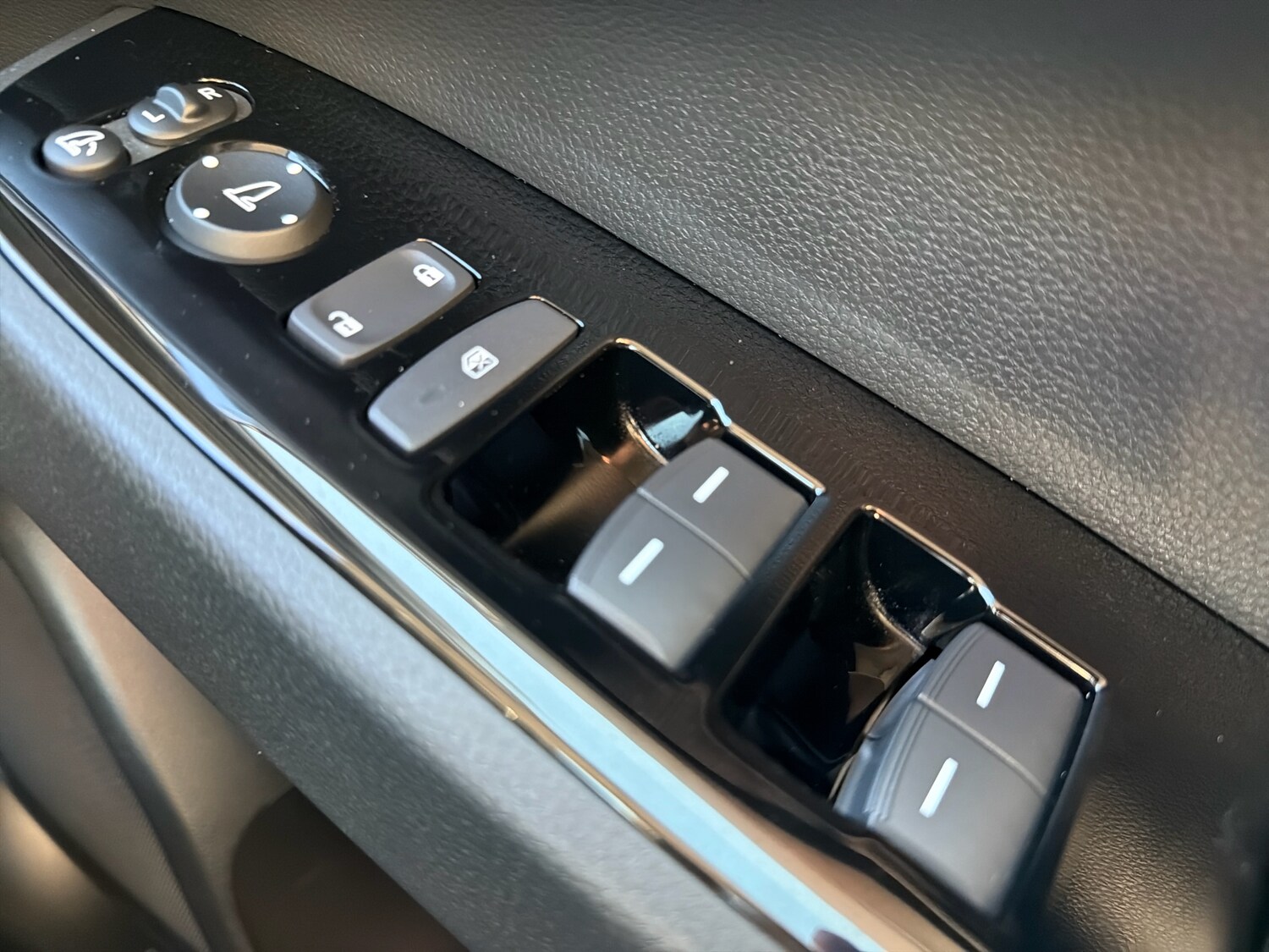 Used Honda HR-V 2023 for sale - 77648138: Photo 19