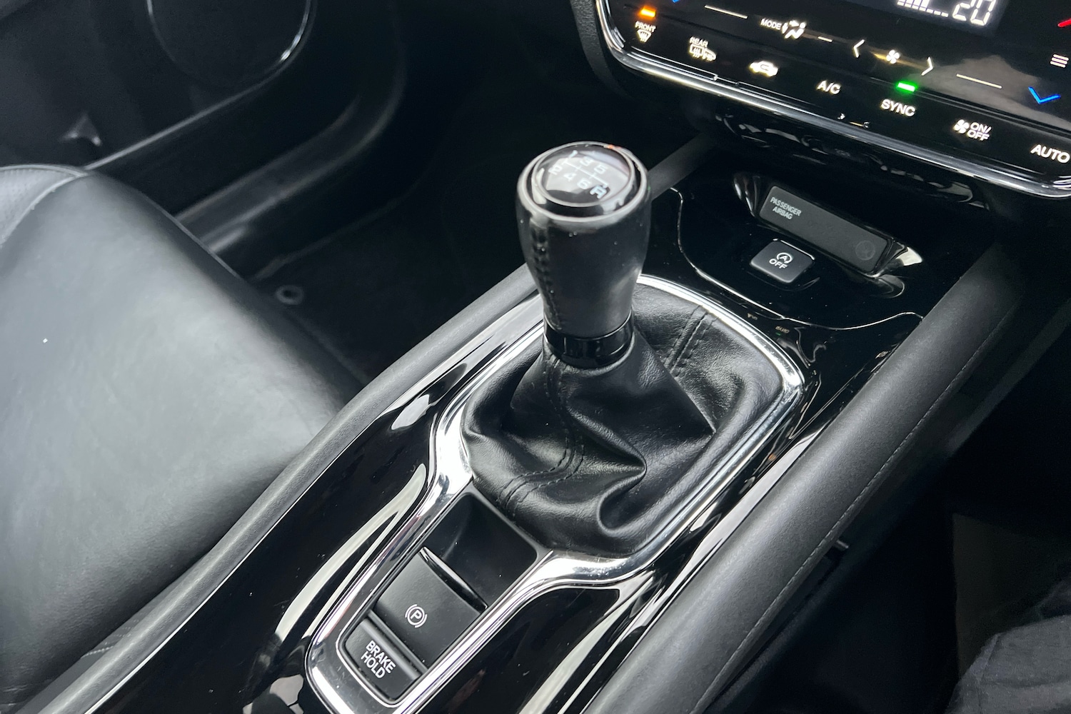 Used Honda HR-V 2017 for sale - 76881809: Photo 22