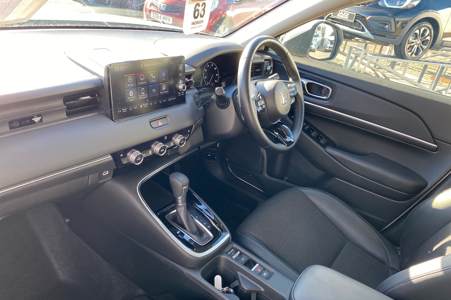 Used Honda HR-V 2023 for sale - 76344069: Photo 2