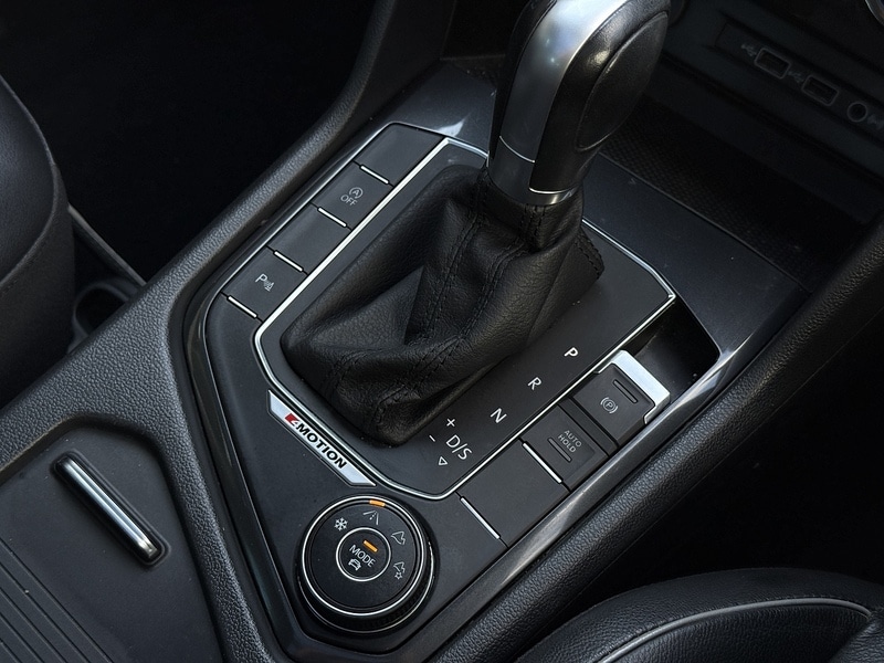 Used Volkswagen Tiguan 2018 for sale - 76224064: Photo 25