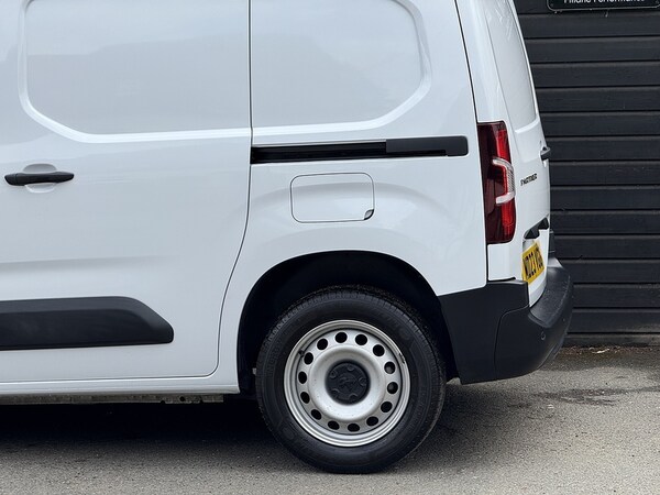 Used Peugeot Partner 2023 for sale - 75597611: Photo 14
