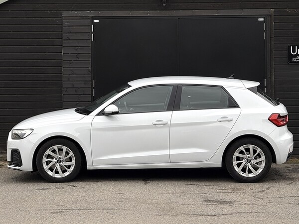 Used Audi A1 2021 for sale - 76256880: Photo 2
