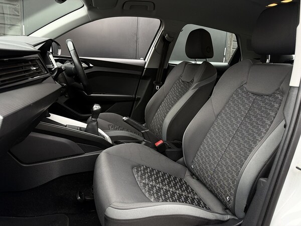 Used Audi A1 2021 for sale - 76256880: Photo 4