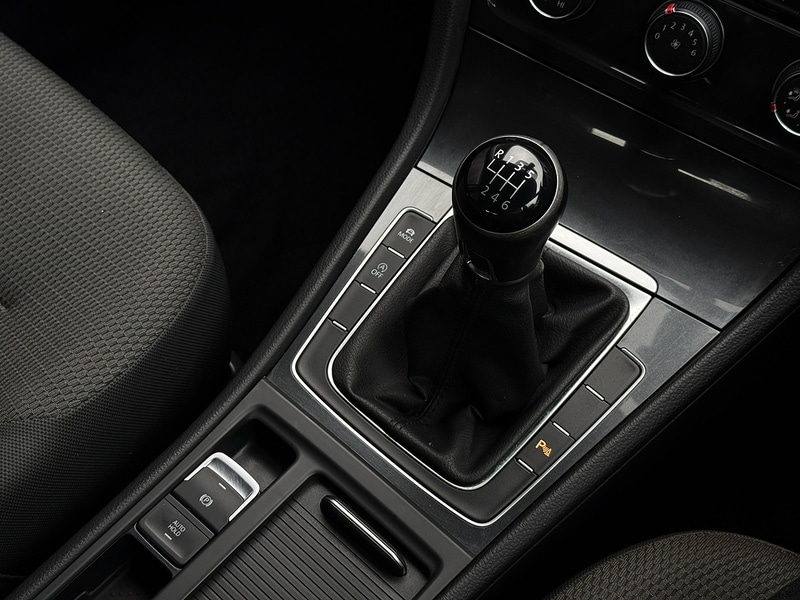 Used Volkswagen Golf 2018 for sale - 76559486: Photo 22