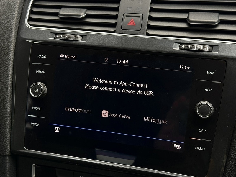 Used Volkswagen Golf 2018 for sale - 76559486: Photo 23