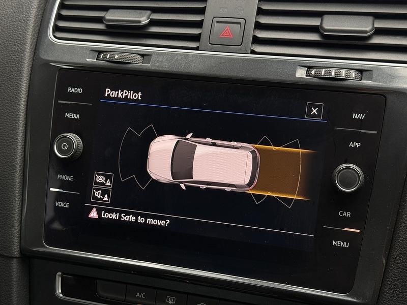 Used Volkswagen Golf 2018 for sale - 76559486: Photo 24