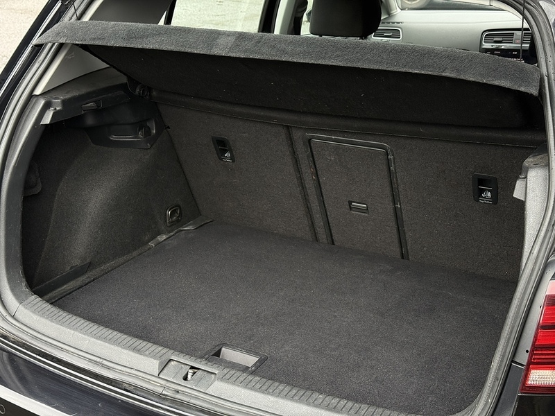 Used Volkswagen Golf 2018 for sale - 76559486: Photo 28