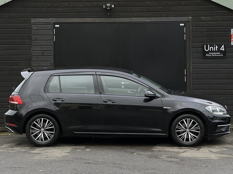 Used Volkswagen Golf 2018 for sale - 76559486: Photo 9