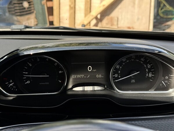 Used Peugeot 2008 2018 for sale - 75381304: Photo 19
