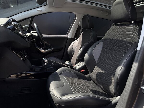 Used Peugeot 2008 2018 for sale - 75381304: Photo 4