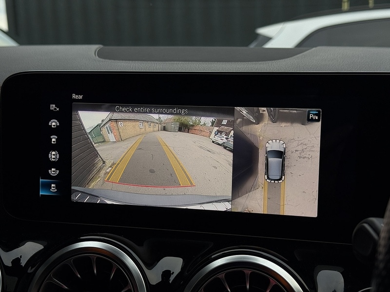 Used Mercedes-Benz EQA 2021 for sale - 76643068: Photo 36